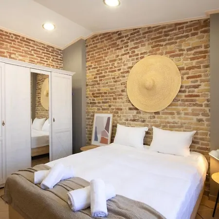 Rosa By Corfuescapes Apartmán *